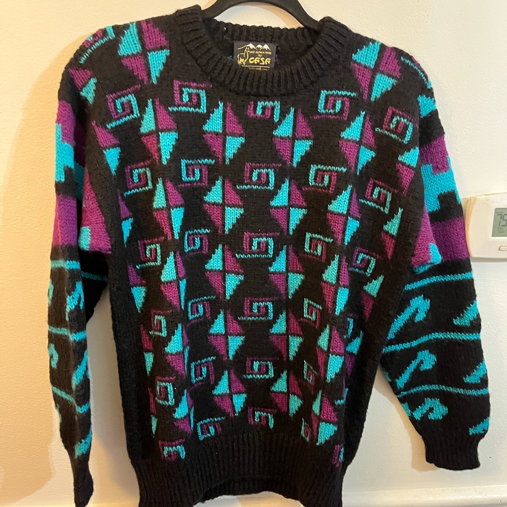 Vintage CASA 100% Alpaca wool sweater 90s geometric print
